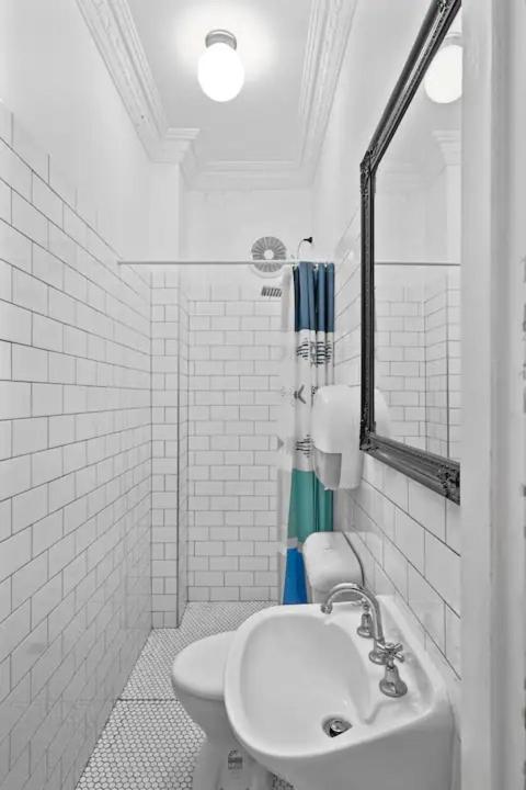 Venus By The Harbour Budget Hotel Sydney Ngoại thất bức ảnh